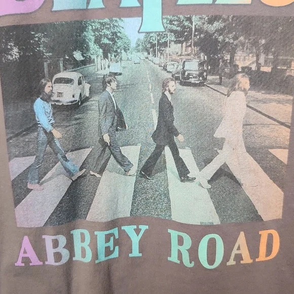 The Beatles Abbey Road 2025 Hybrid Apparel‎ T-Shirt Size Large - Picture 4 of 7